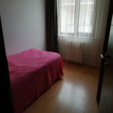 Muhtesem Bir Daire *